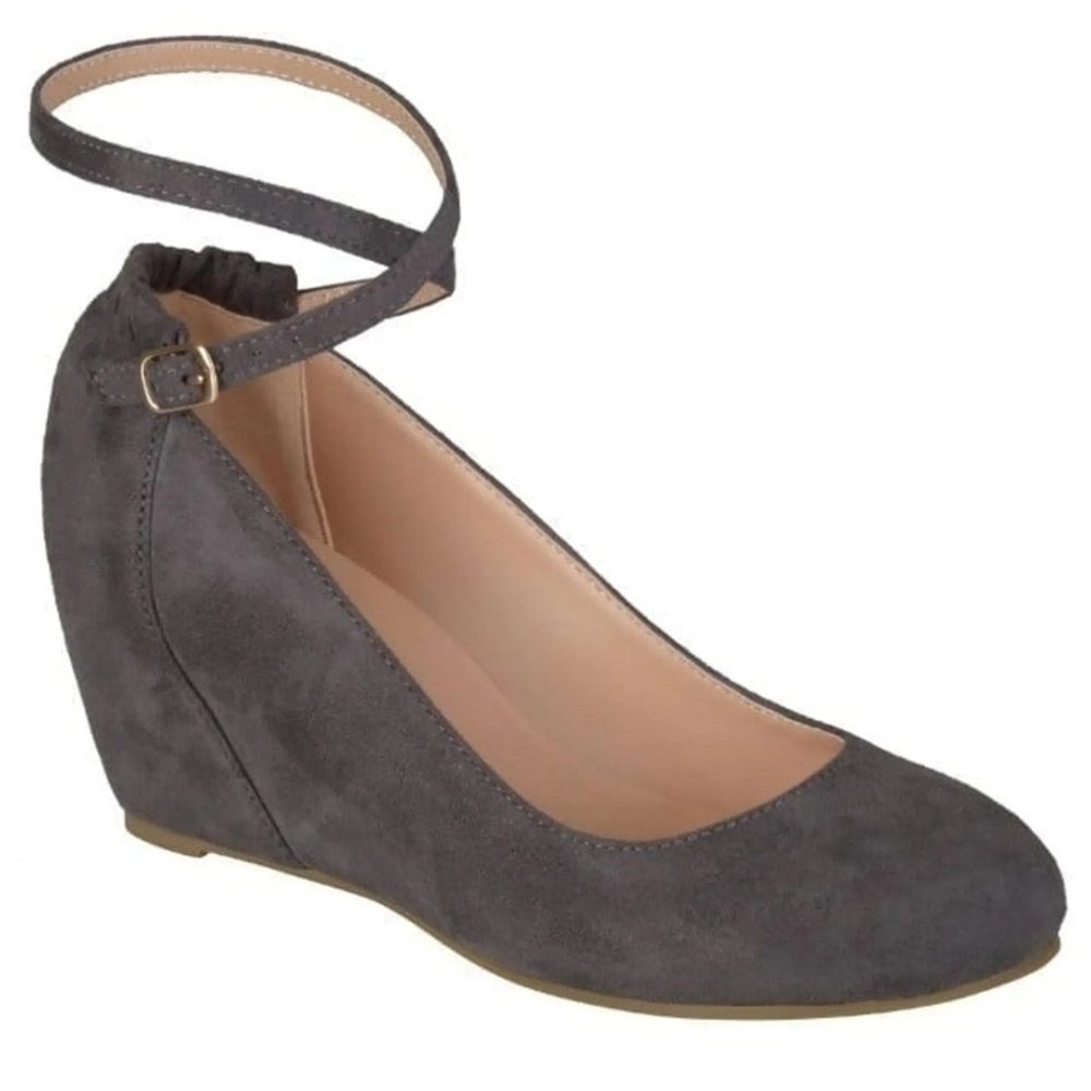 Journee Collection Tibby Grey Faux Suede Ankle Strap Wedges Size 7.5 NEW IN BOX!